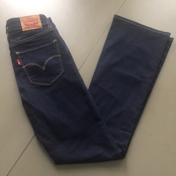 Levi’s 725 High Rise Bootcut Jeans - Picture 2 of 7